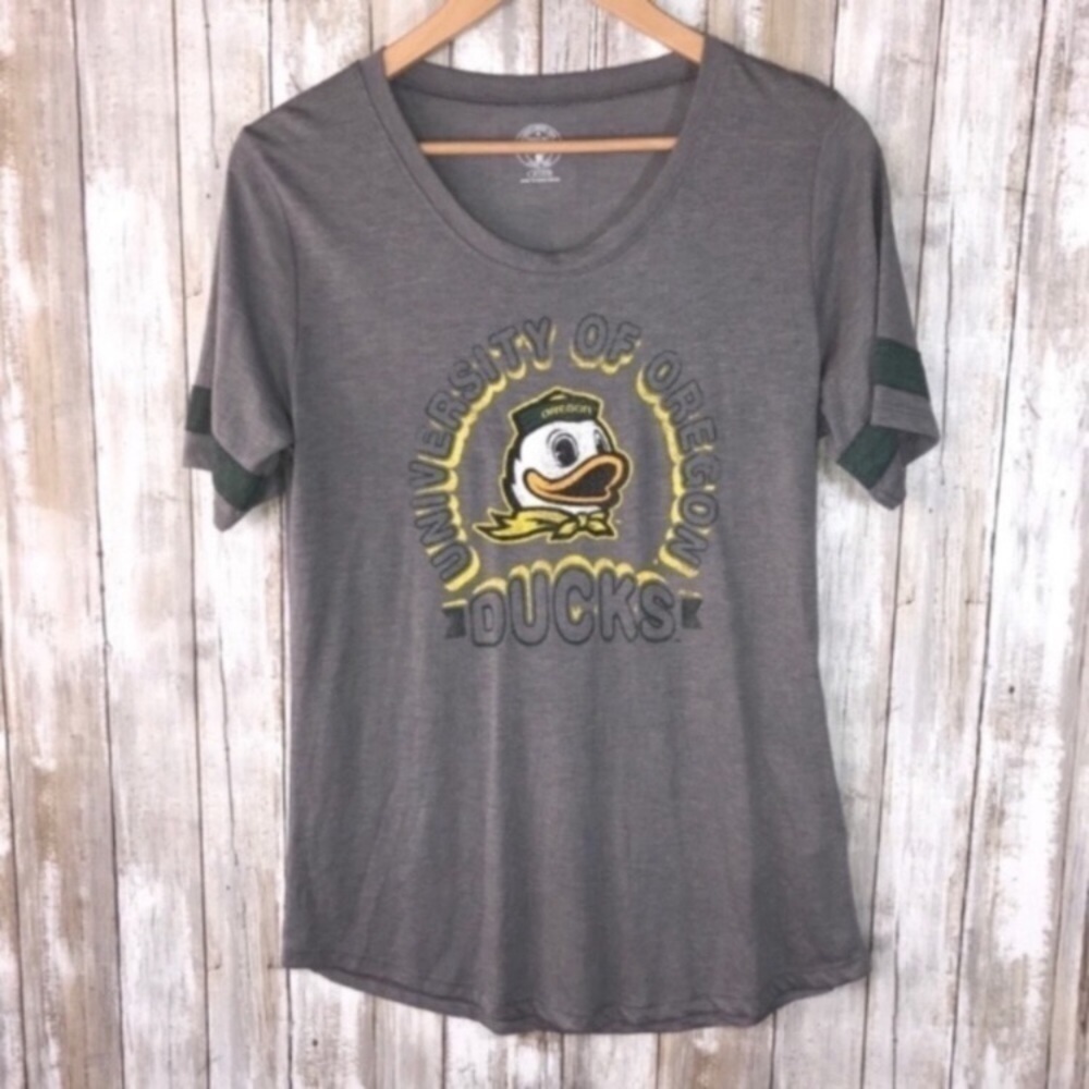Oregon Ducks Women’s Graphic Tee Medium Gray NCAA Shirt University of Oregon Top